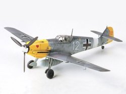 Messerschmitt Bf109E-4/7 Trop 1/72 Tamiya