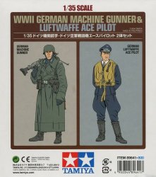 89641 Machine Gunner & Ace Pilot (New tool 2005 currently not in production) 1/35 Tamiya