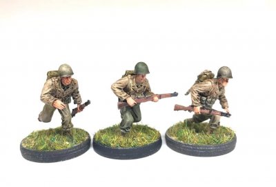 Zoom bild av US Infantry Running 28mm