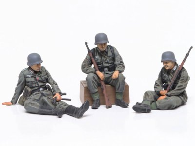 Zoom bild av WWII Wehrmacht Infantry Set 1/48 Tamiya