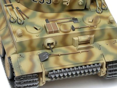 Zoom bild av German Heavy Tank Tiger I Early Production (Eastern Front) 1/48 Tamiya