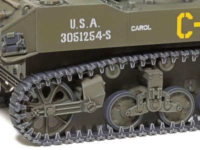 Zoom bild av U.S. Light Tank M5A1 Stuart 1/48 Tamiya