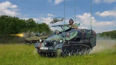 Zoom bild av Wiesel 2 LeFlaSys BF-UF Revell