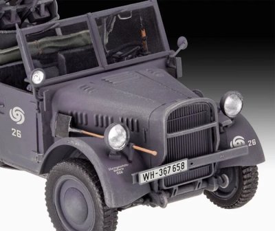 Zoom bild av le. gl. Einheits-PKW 4 1:35 Revell