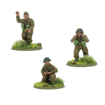 Zoom bild av Crew in British Army mid-late war uniforms 28mm