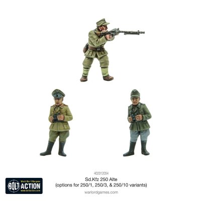 Zoom bild av Crew figures with separate heads wearing regular or winter uniforms as well as a figure depicting Feldmarschall Erwin Rommel