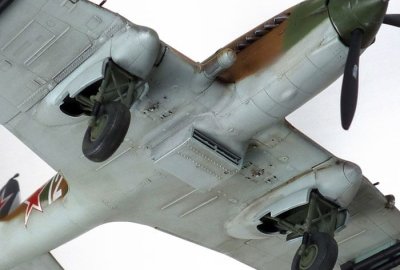 Zoom bild av Ilyushin IL-2 Shturmovik 1/72 Tamiya