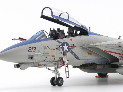 Zoom bild av Grumman® F-14D Tomcat™ 1/72 Tamiya