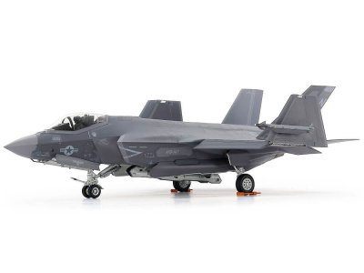 Zoom bild av Lockheed Martin® F-35®C Lightning II® 1/48 Tamiya