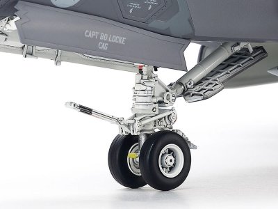 Zoom bild av Lockheed Martin® F-35®C Lightning II® 1/48 Tamiya