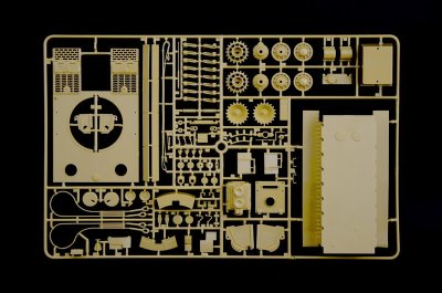 Zoom bild av 6764 Tiger Support Vehicle 1:35 Italeri