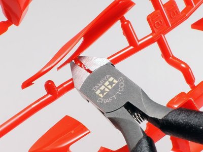 Zoom bild av Sharp Pointed Side Cutter for Plastic Tamiya