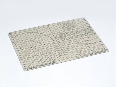 Zoom bild av 74056 Cutting Mat (A4 Size/Beige) Tamiya