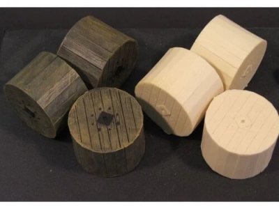 Zoom bild av Covered Cable Drums