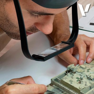 Zoom bild av Lightweight Headband Magnifier with 4 Lenses Vallejo