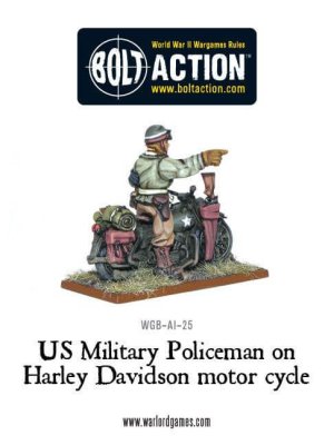 Zoom bild av US Military Policeman on Harley Davidson motor cycle